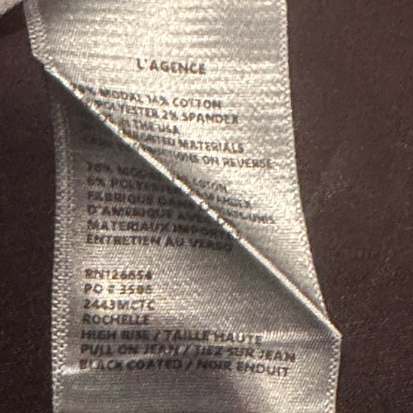 L’AGENCE Rochelle High Rise Pull-On Leggings
Black coated size XS/TP
Inseam 29” - Picture 5 of 9